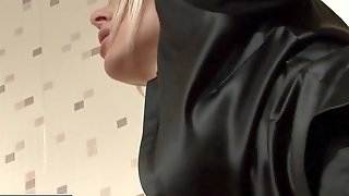 Blonde in the bathroom gets fucked