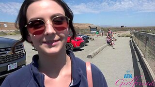 Homemade video in POV with Serena Hill being fingered in a car